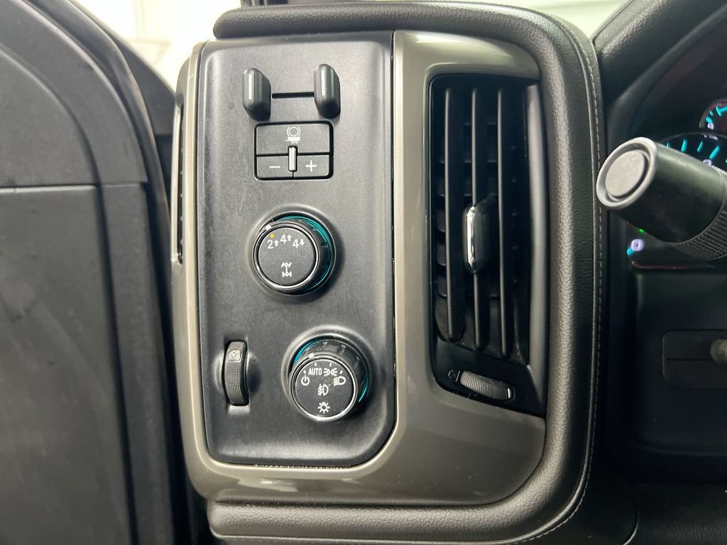 Used 2019 Chevrolet Silverado 3500 High Country w/ Duramax Plus Package AWD/4WD image 14