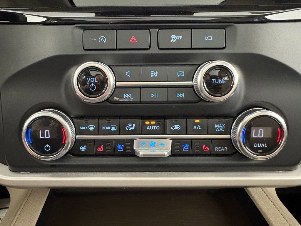 Used 2023 Ford Expedition Max Limited image 27