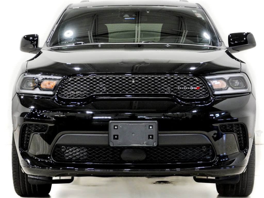 Used 2023 Dodge Durango SXT w/ SXT Blacktop Group AWD/4WD image 2