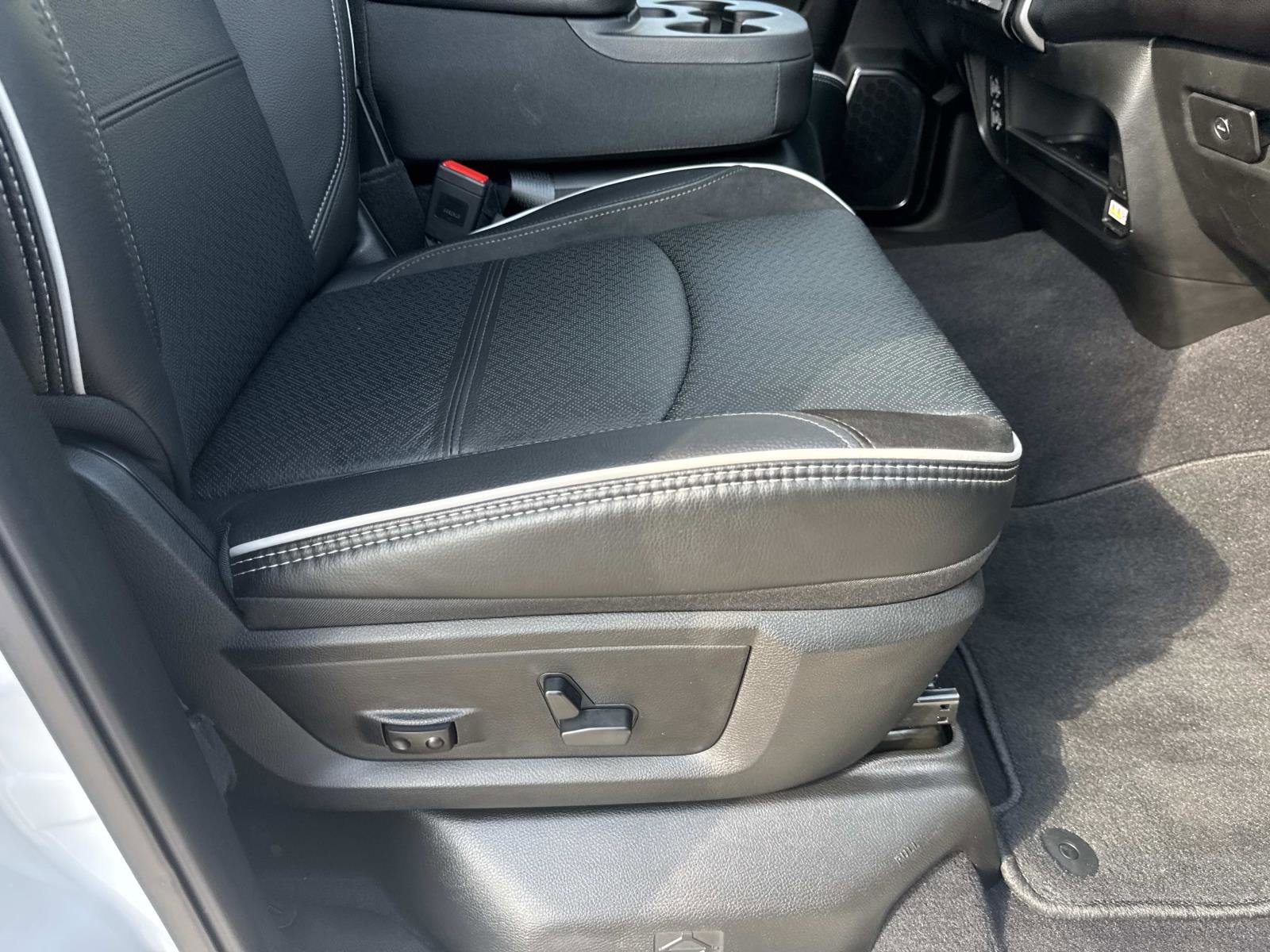 Used 2026 RAM 2500 Laramie image 11