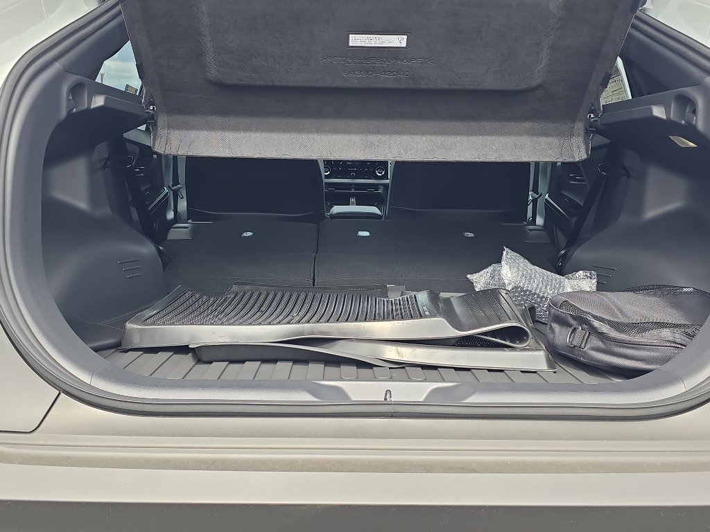 New 2026 Toyota C-HR AWD/4WD image 10
