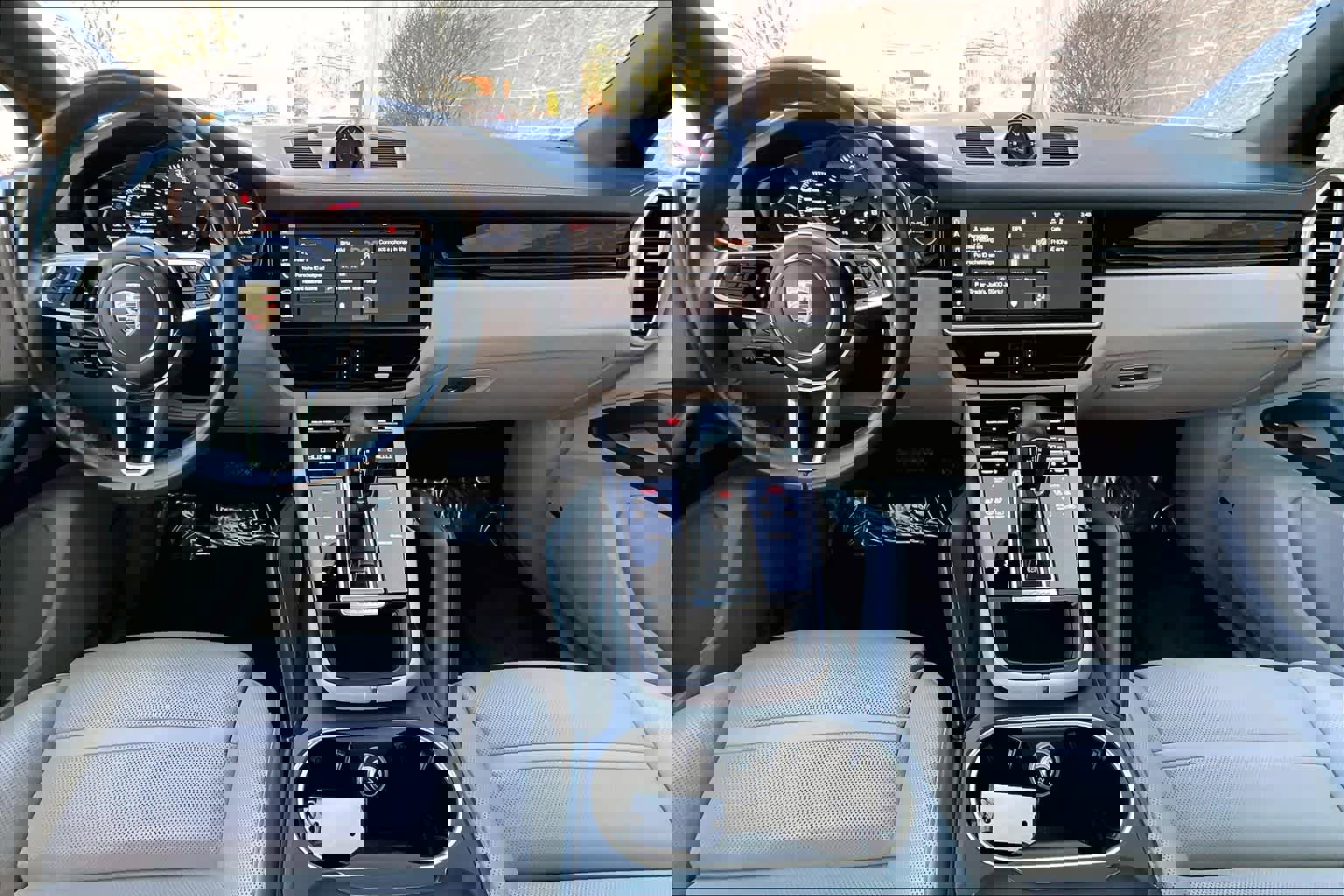 Used 2019 Porsche Cayenne image 14