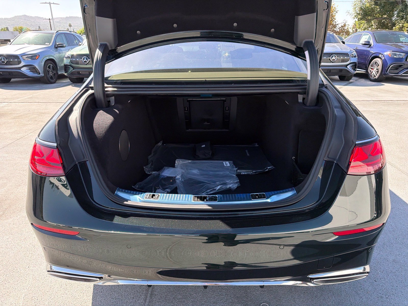 New 2027 Mercedes-Benz S 580 4MATIC Sedan image 13