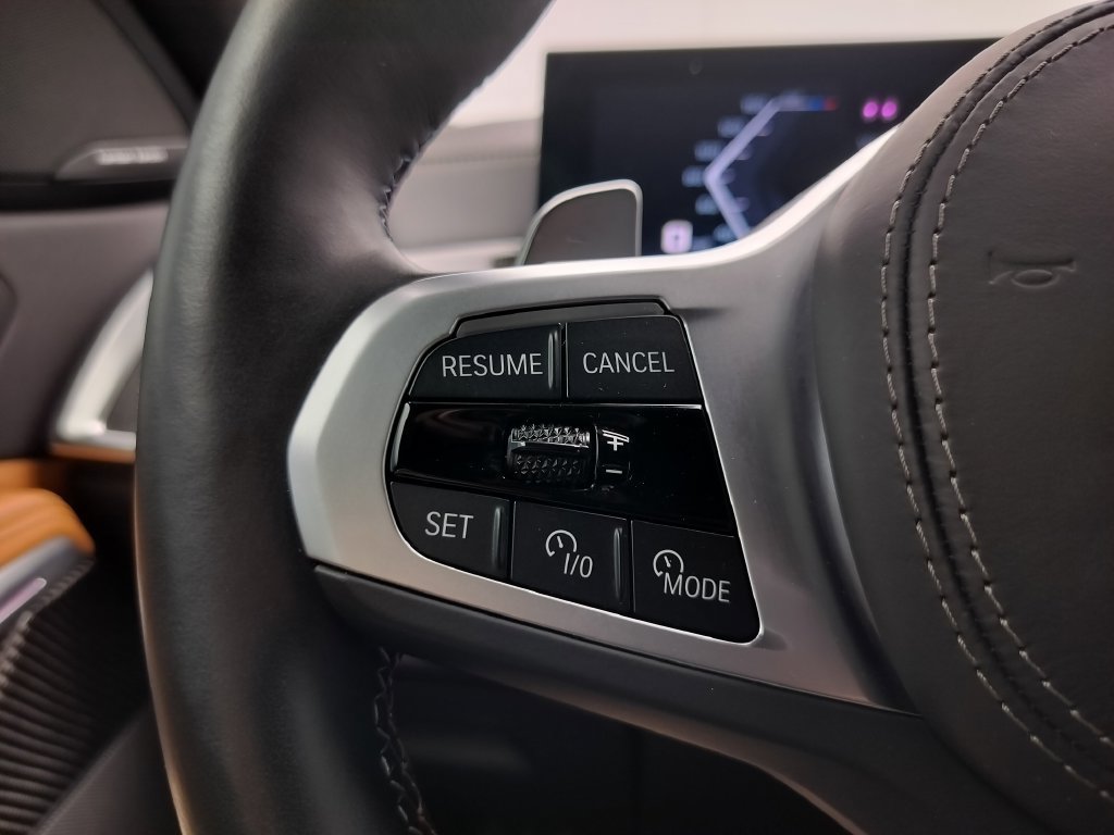 Certified 2025 BMW X6 M60i AWD/4WD image 14