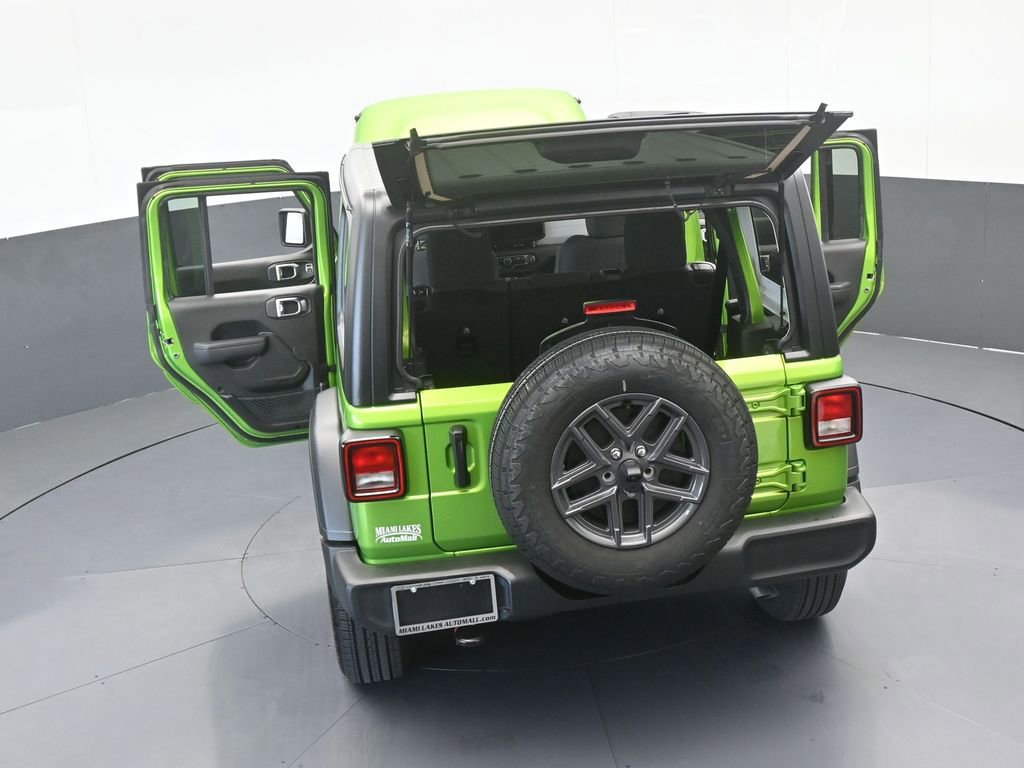 Used 2025 Jeep Wrangler Sport S image 73