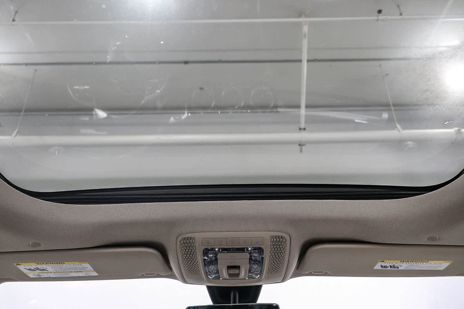 Used 2022 Mercedes-Benz GLB 250 image 12