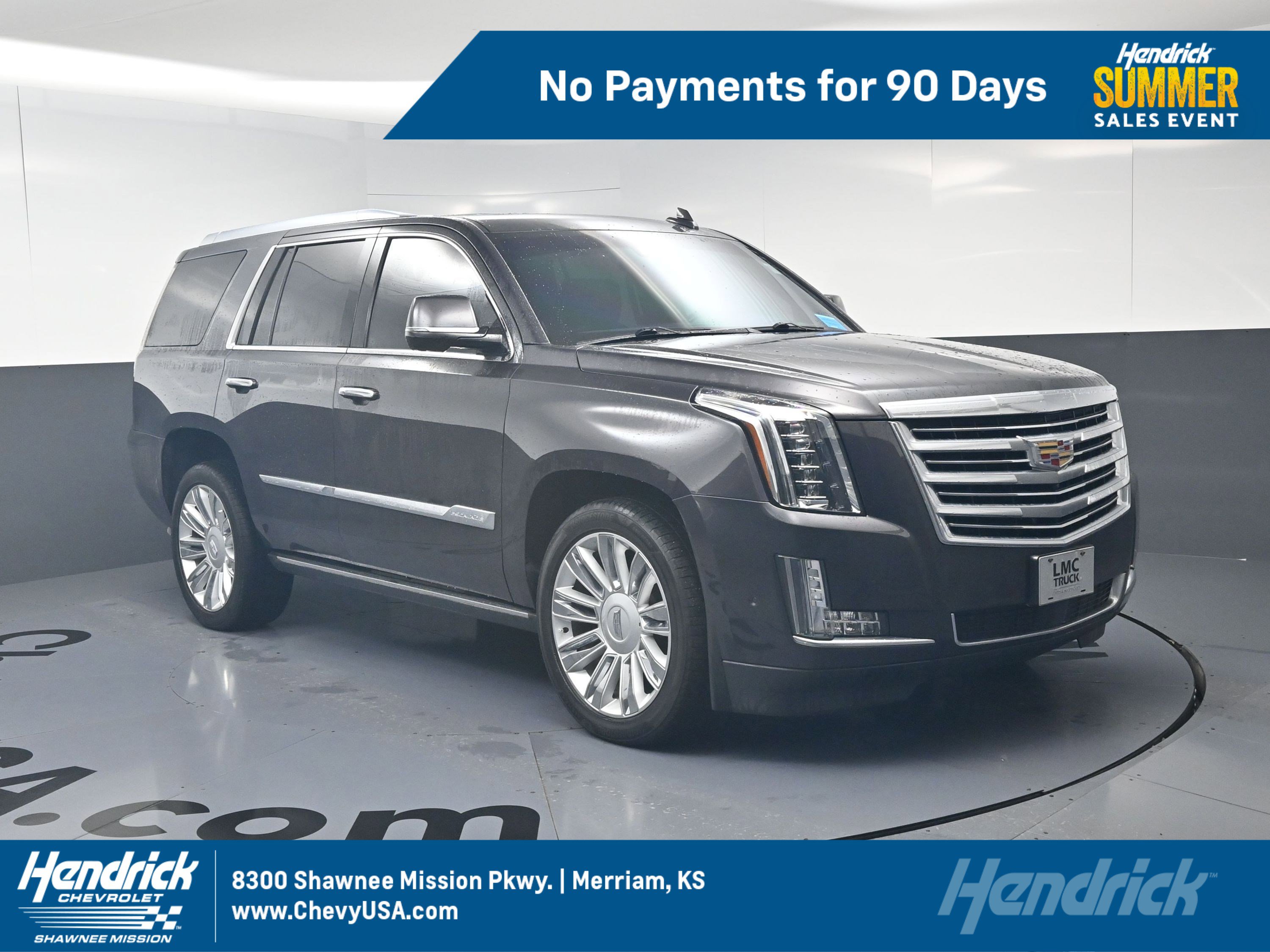 Used 2018 Cadillac Escalade Platinum AWD/4WD image 1
