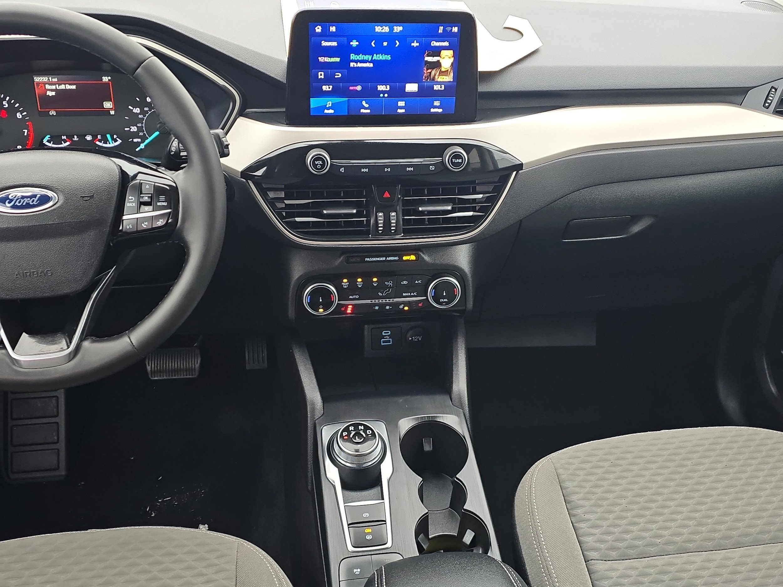 Certified 2022 Ford Escape SE w/ SE Sport Appearance Package image 17