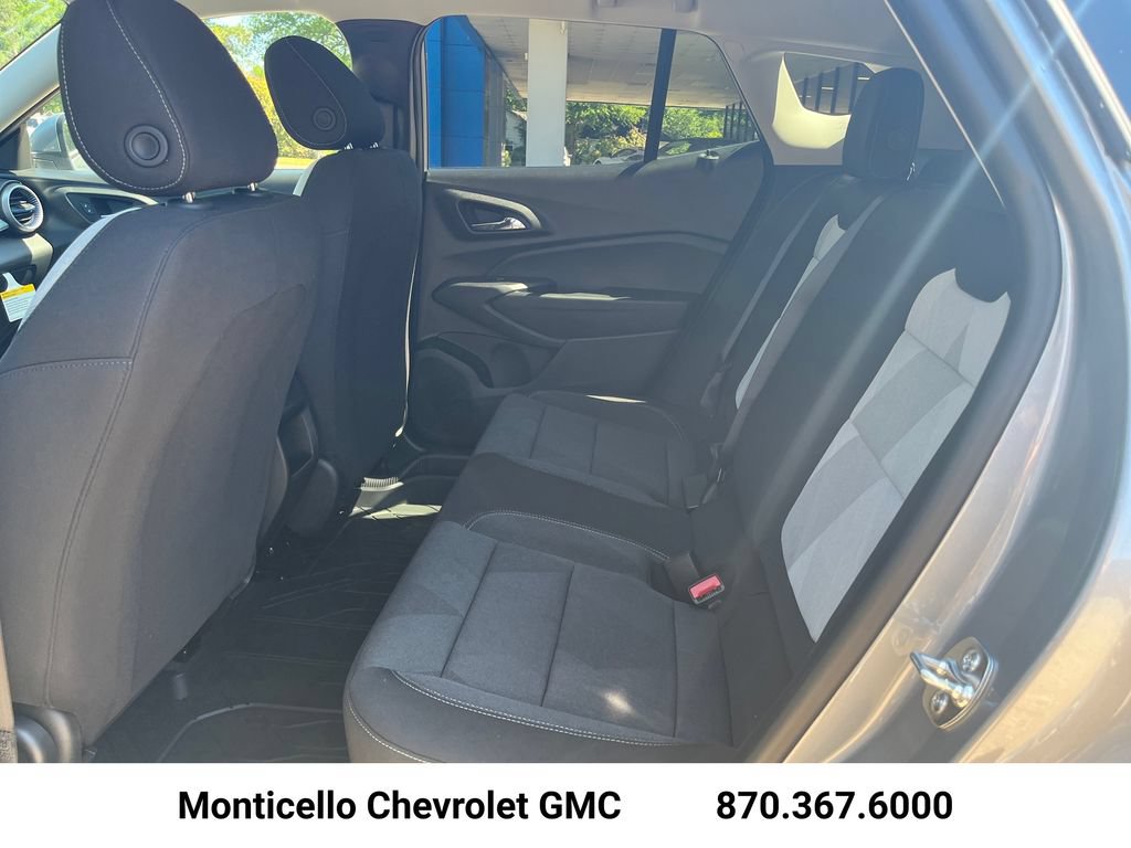 New 2026 Chevrolet Trax LS w/ LS Convenience Package FWD image 25
