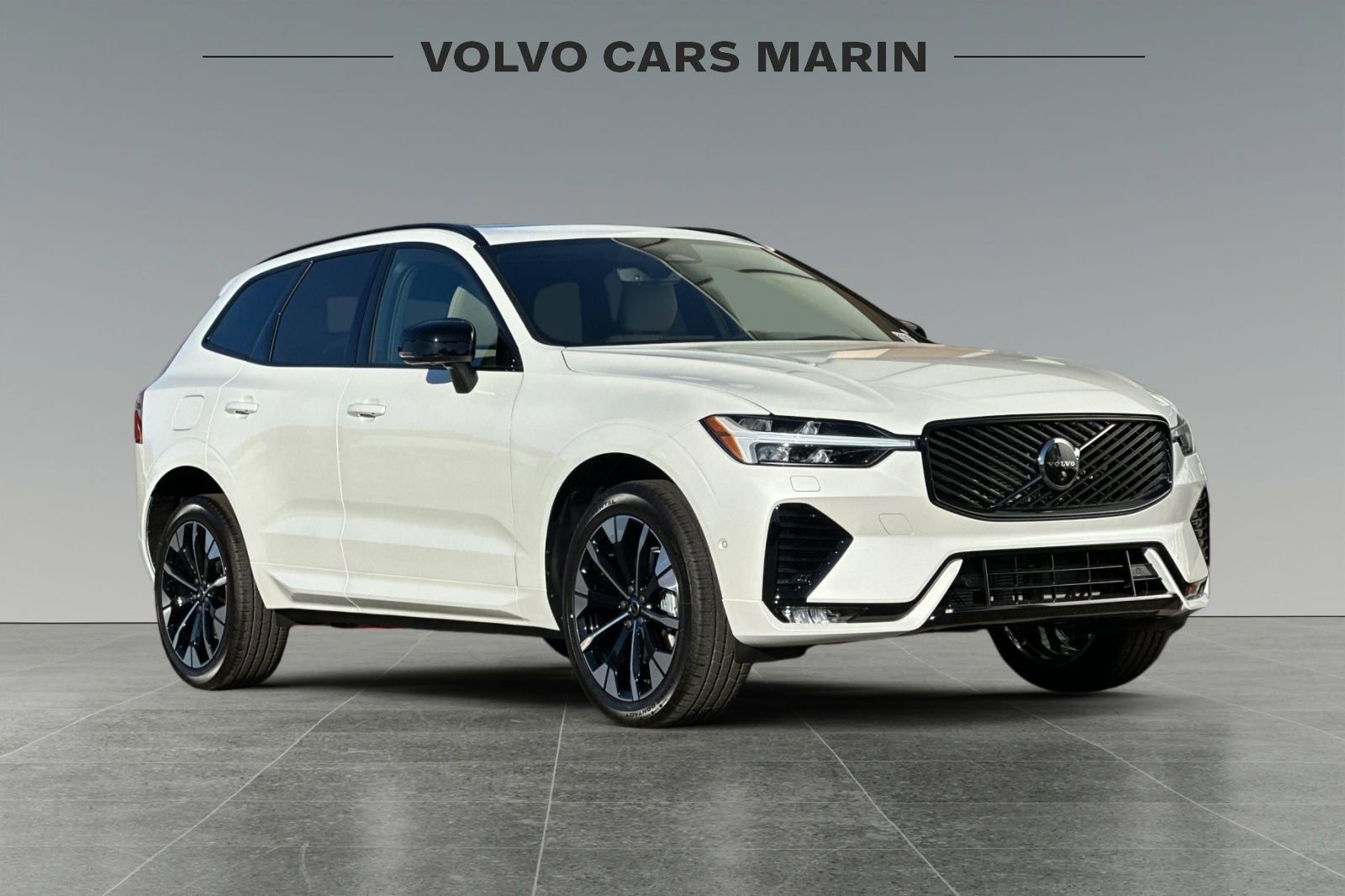 New 2026 Volvo XC60 B5 Plus w/ Protection Package Premier image 9