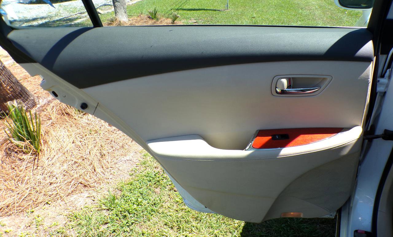 Used 2011 Lexus ES 350 FWD image 36