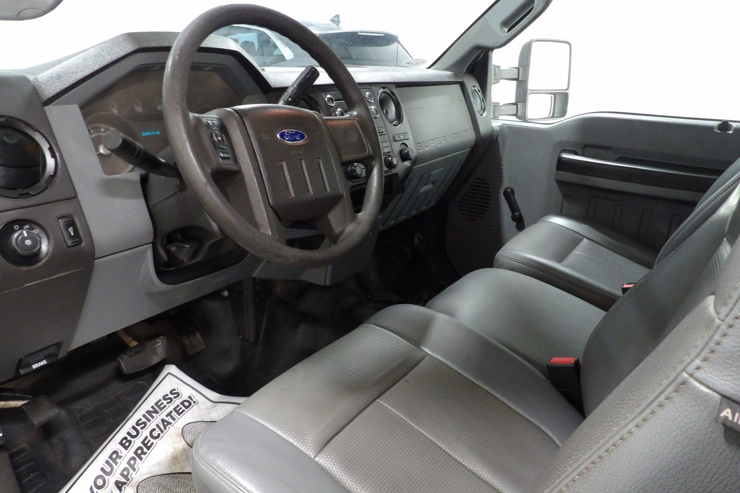 Used 2011 Ford F350 XL w/ XL Value Pkg image 9