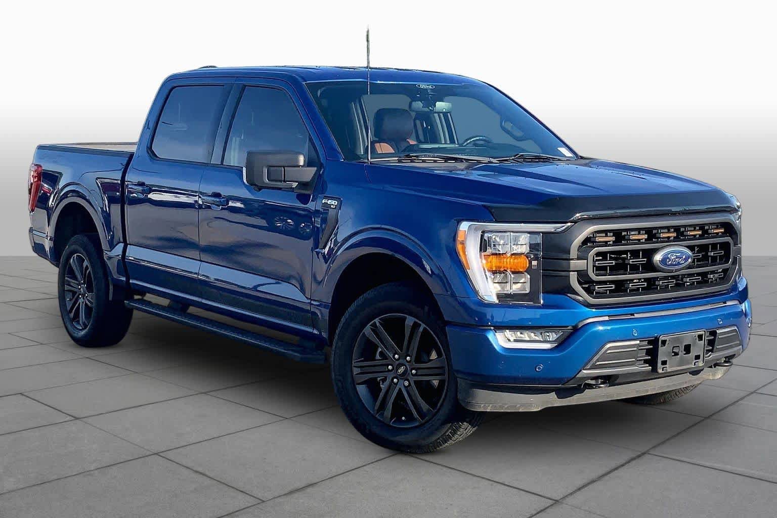 Used 2022 Ford F150 XLT w/ Equipment Group 302A High AWD/4WD image 3