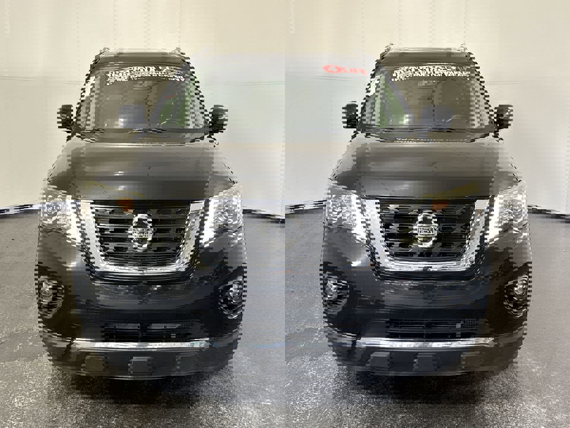 Used 2019 Nissan Pathfinder SL image 4