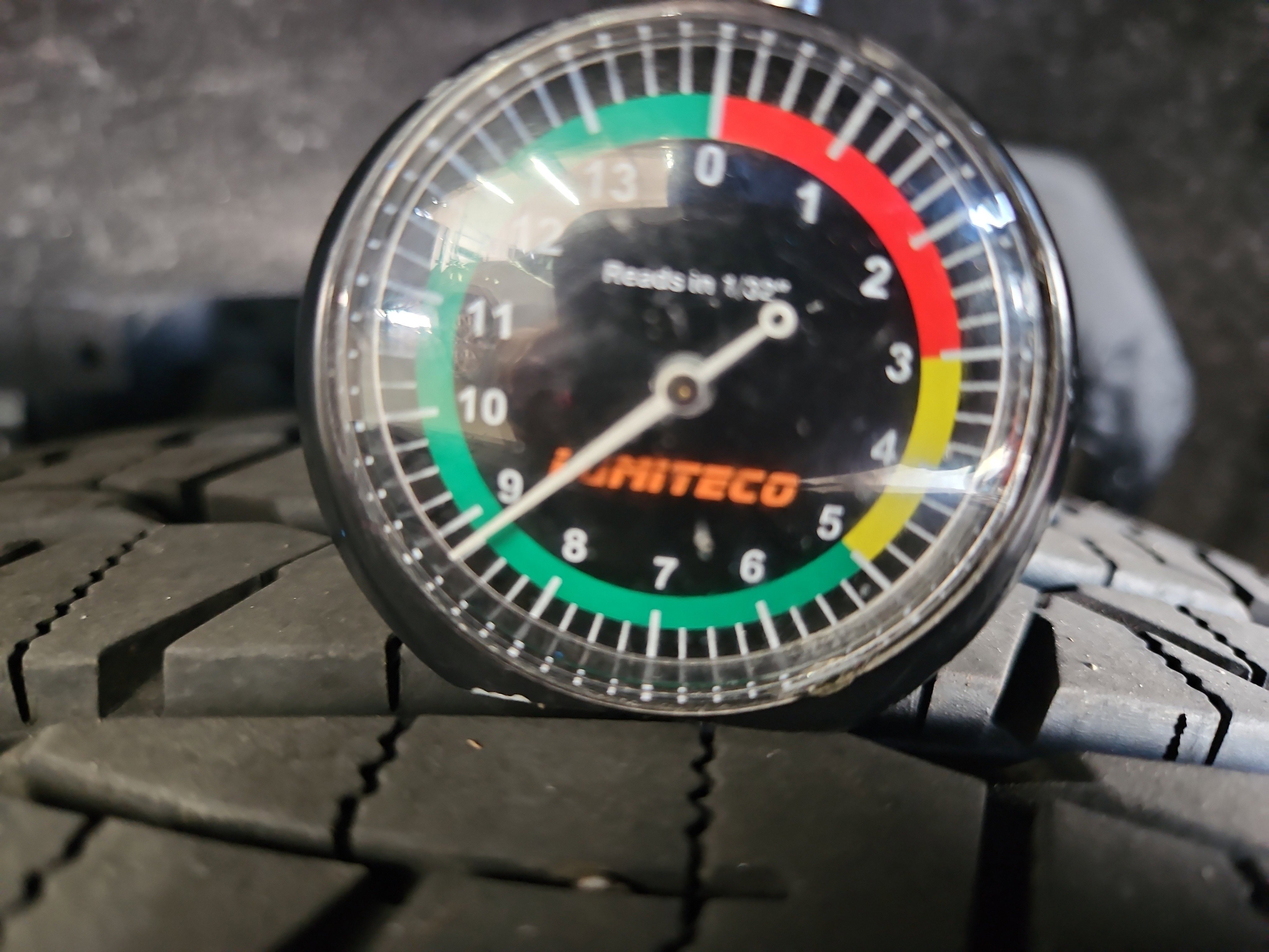 Used 2024 Nissan Rogue S image 25