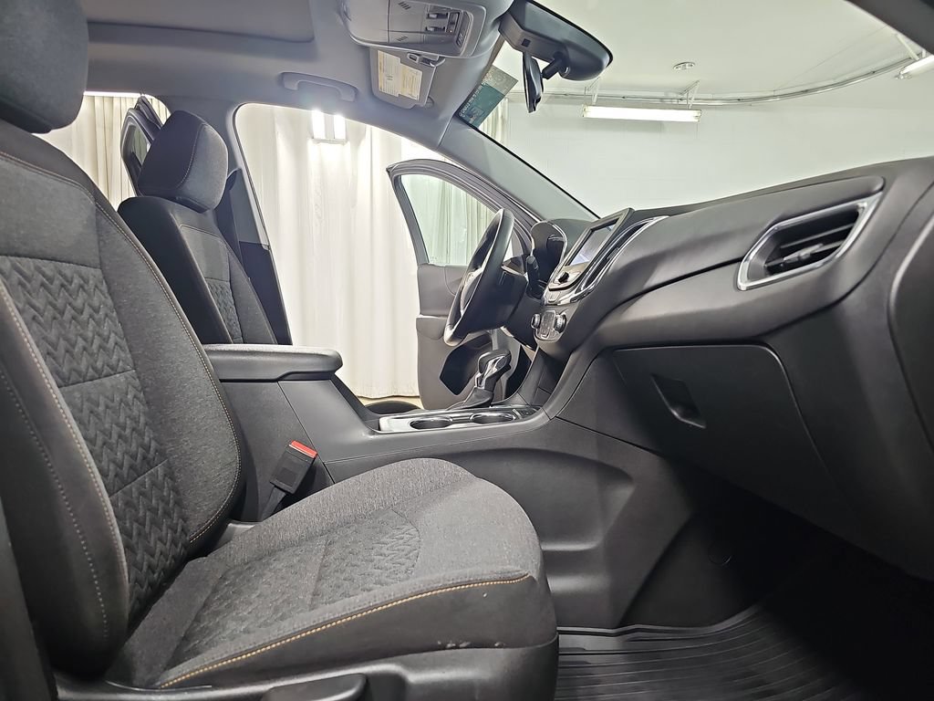 Certified 2023 Chevrolet Equinox LT AWD/4WD image 13