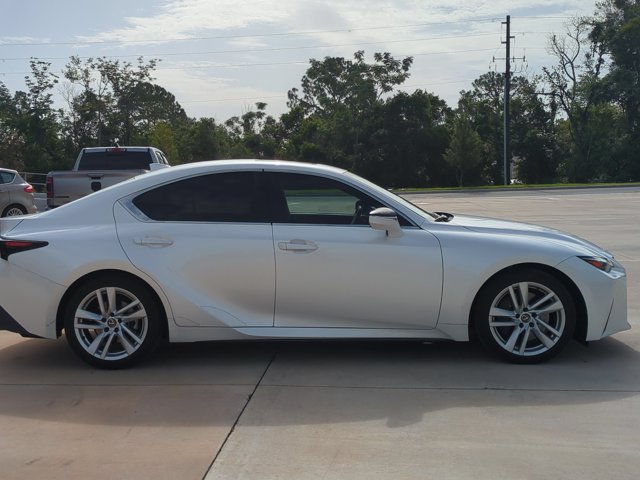 Used 2023 Lexus IS 300 w/ Comfort Package RWD image 4