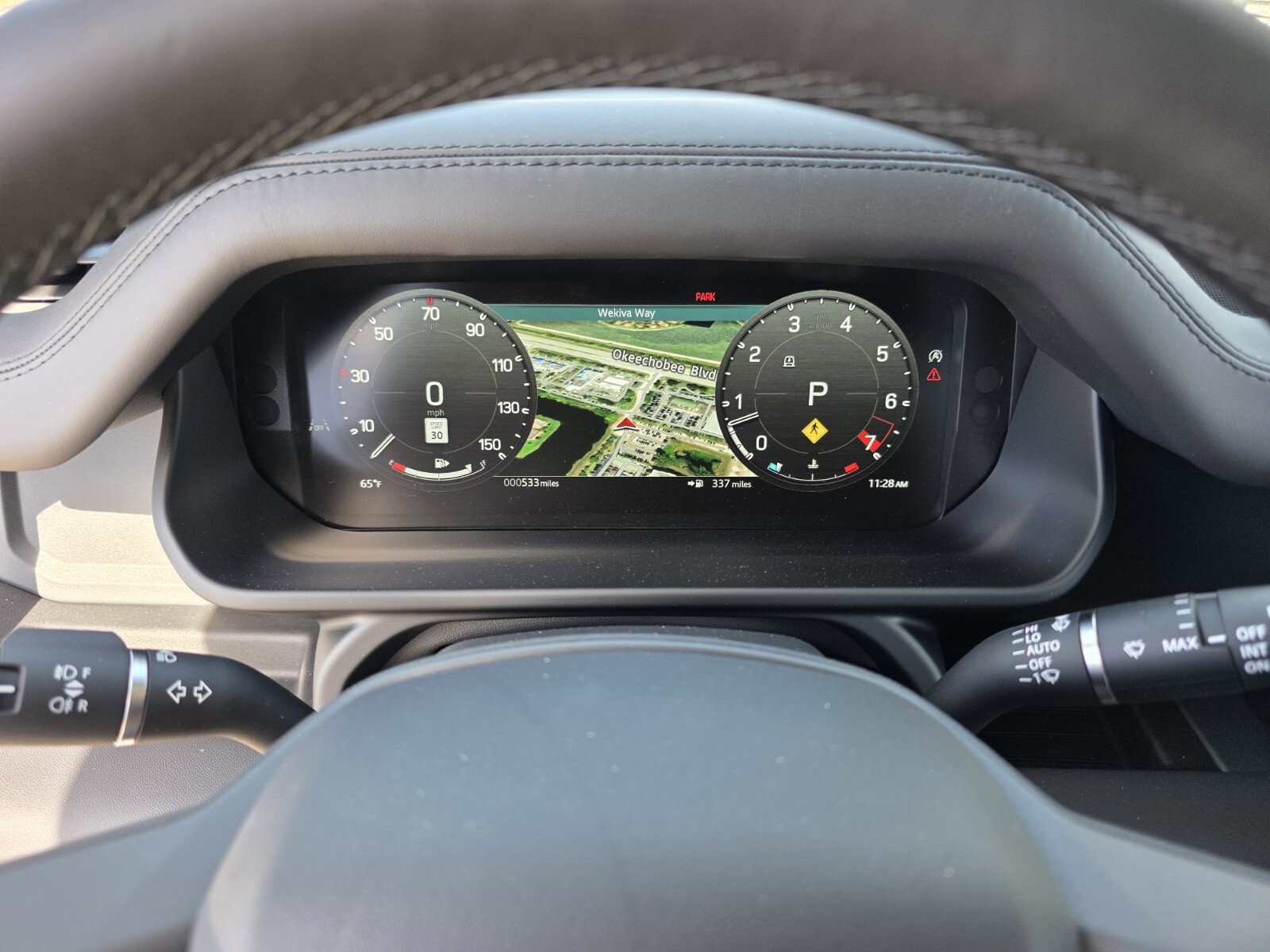 New 2026 Land Rover Defender 110 X-Dynamic SE image 11