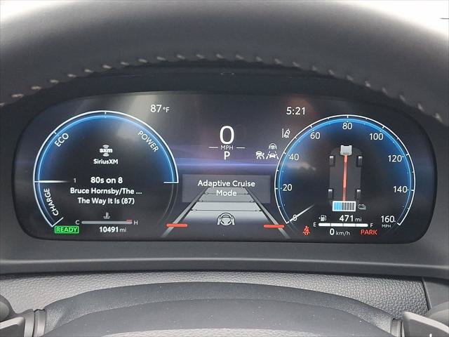 Certified 2025 Toyota Crown Signia AWD/4WD image 14