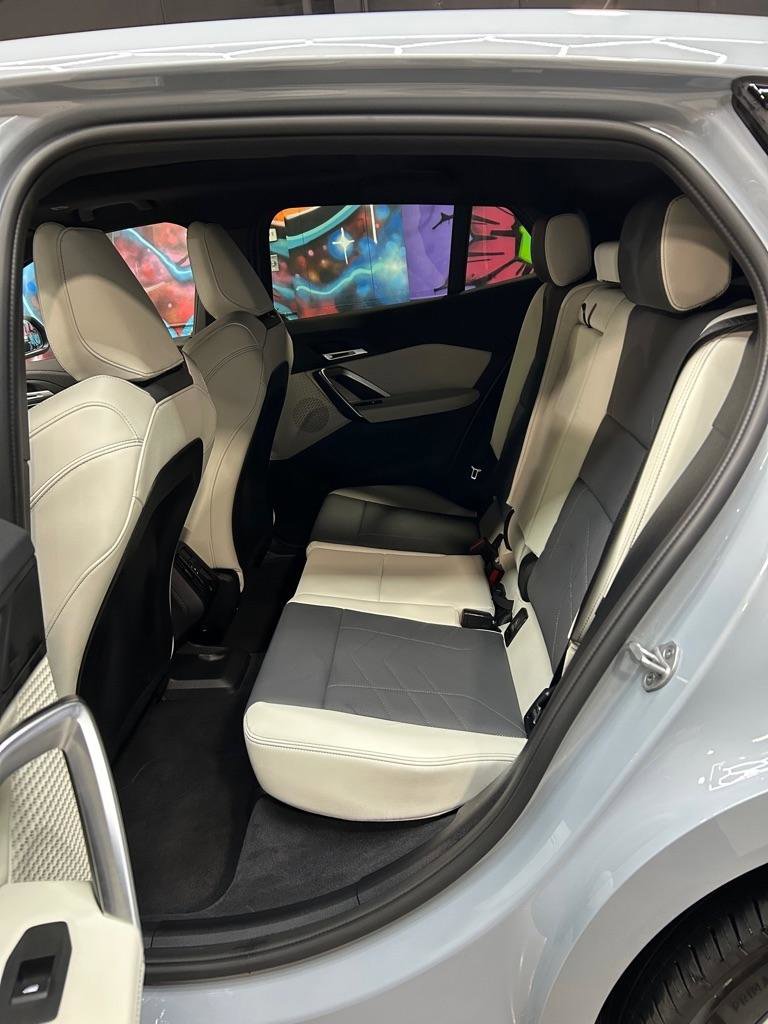 Used 2026 BMW X2 xDrive28i image 12