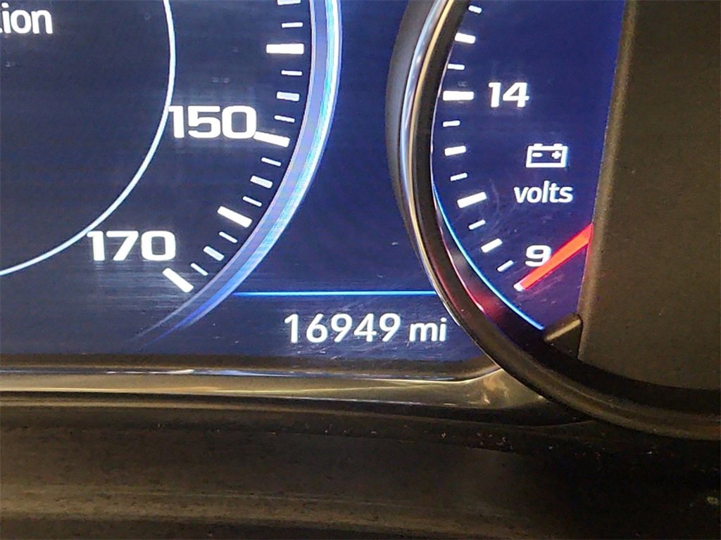 Certified 2024 Chevrolet Blazer RS w/ Driver Confidence II Package image 16