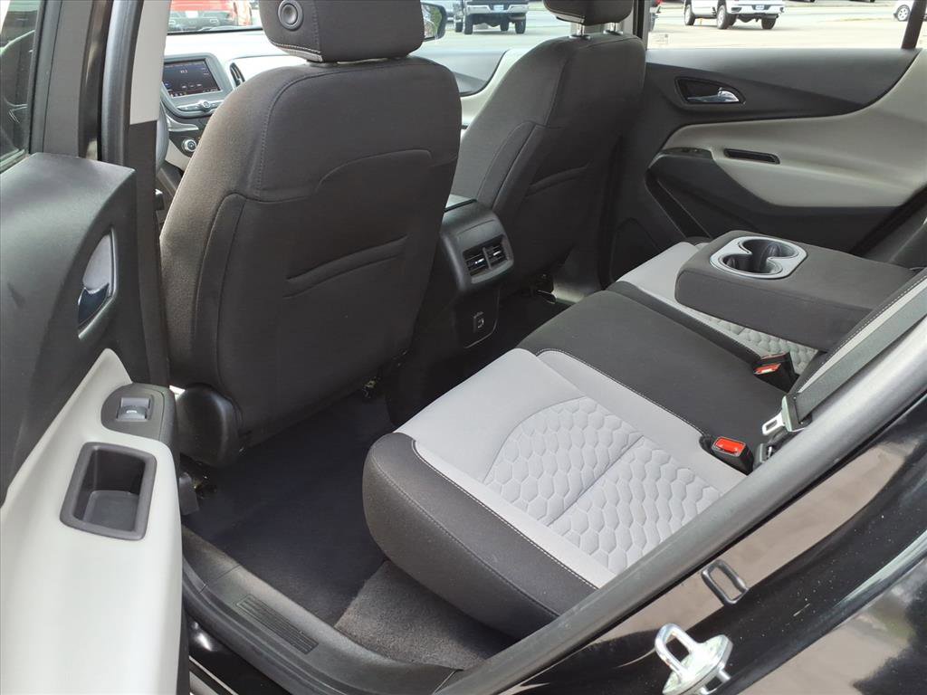 Used 2021 Chevrolet Equinox LS w/ LS Convenience Package image 32