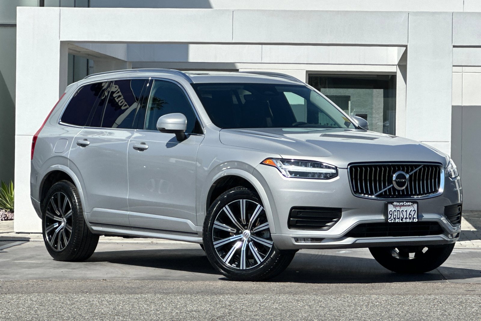 Certified 2023 Volvo XC90 B5 Core image 2