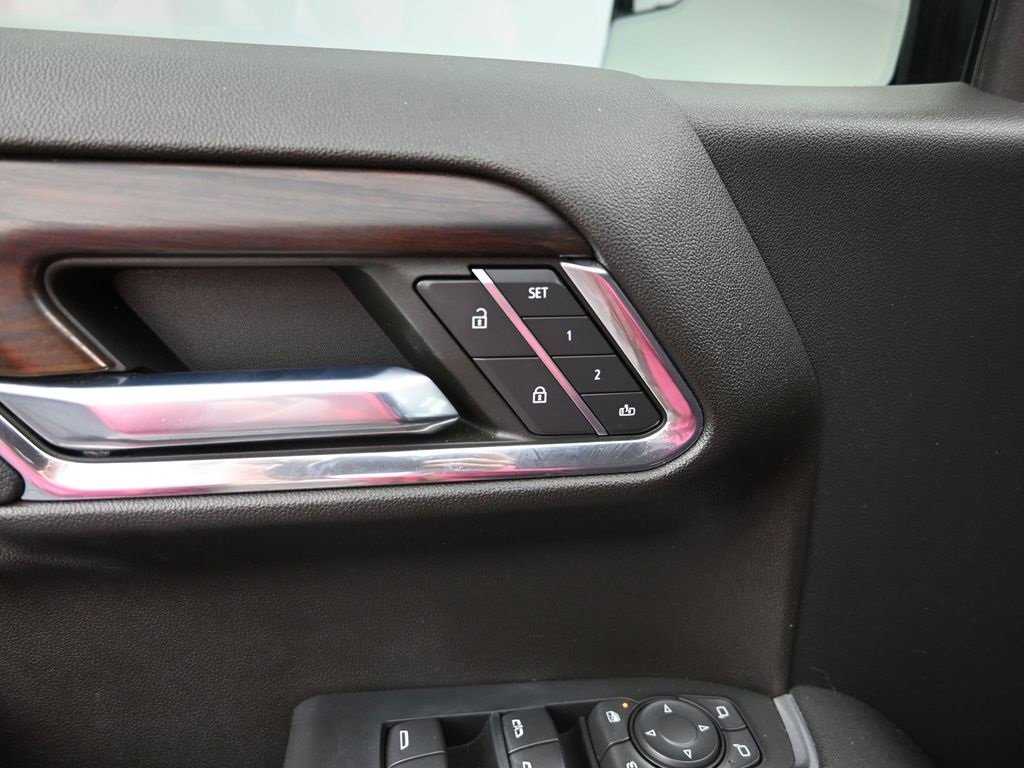 Used 2023 GMC Sierra 1500 SLT w/ SLT Premium Package image 14