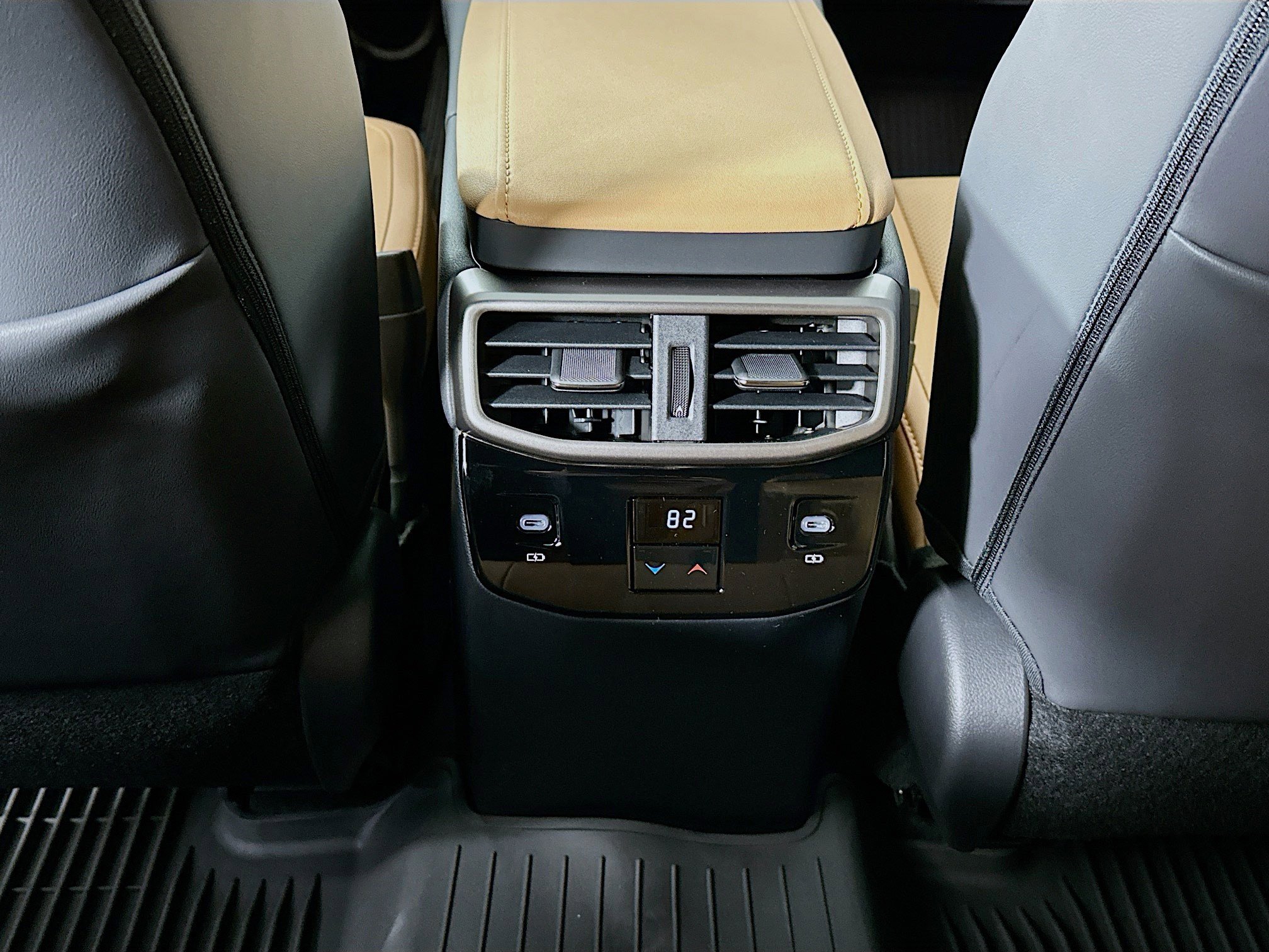 New 2026 Lexus RX 450h AWD image 28