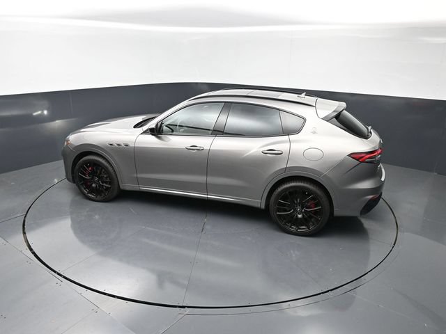 Used 2021 Maserati Levante S AWD/4WD image 16