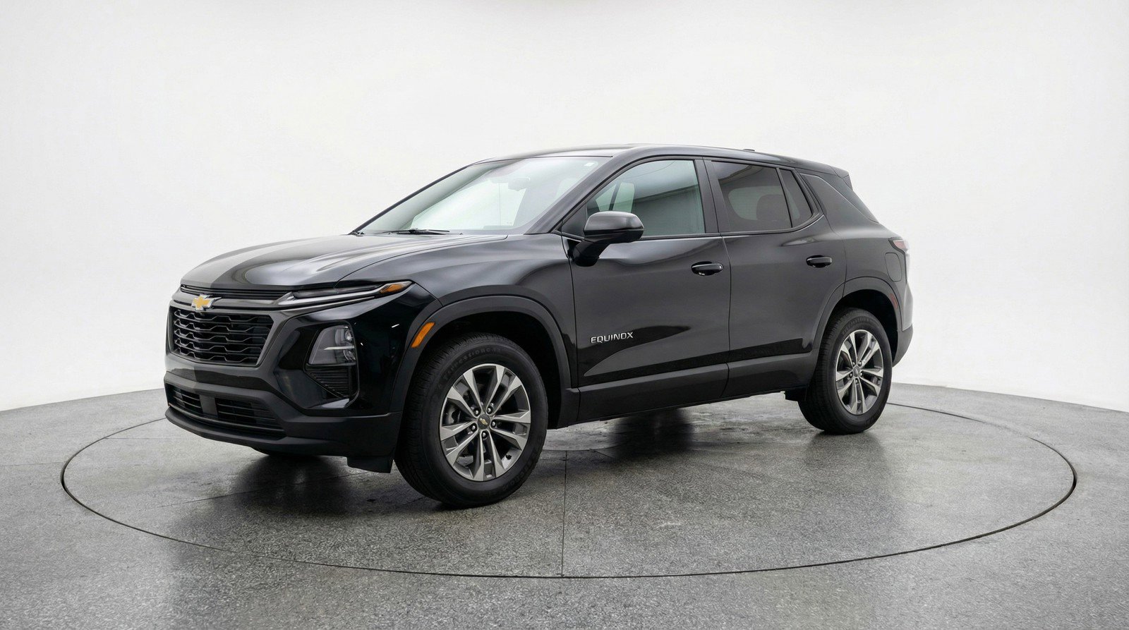 Used 2025 Chevrolet Equinox LT FWD image 3
