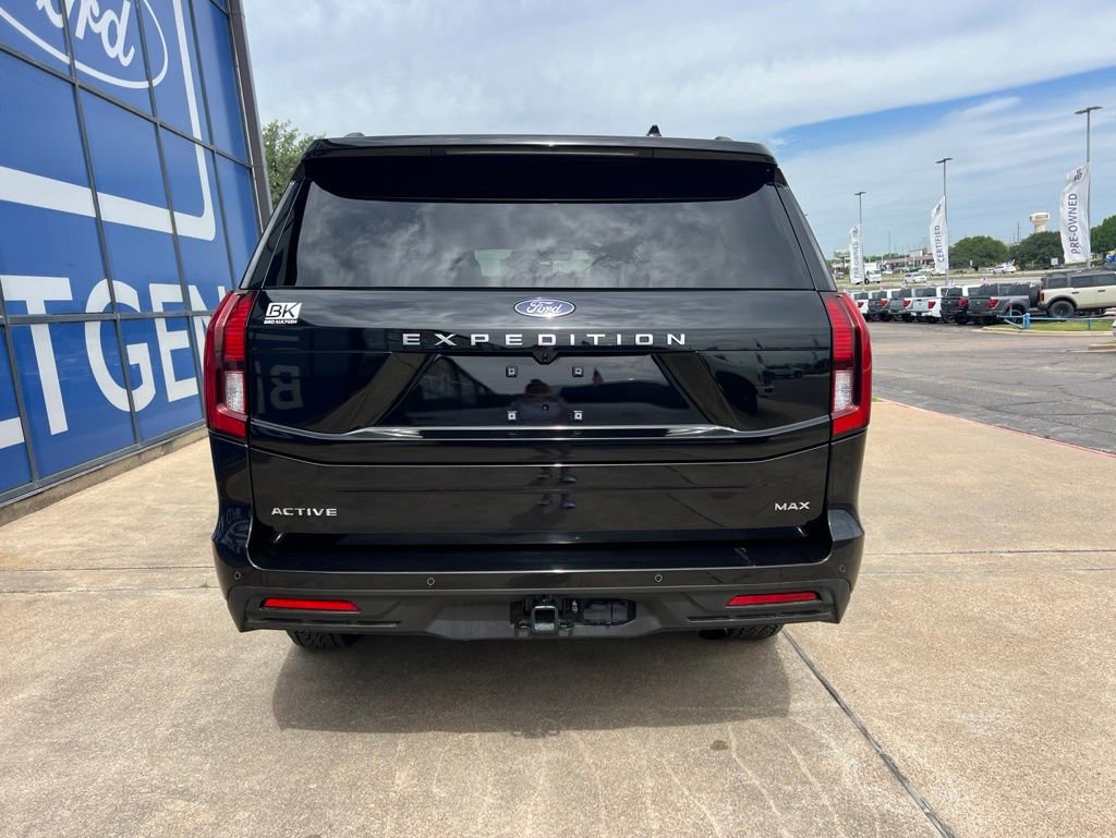 Used 2025 Ford Expedition Max Active RWD image 7