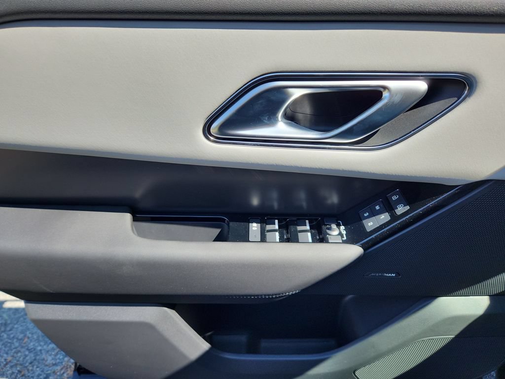 New 2026 Land Rover Range Rover Velar S AWD/4WD image 24