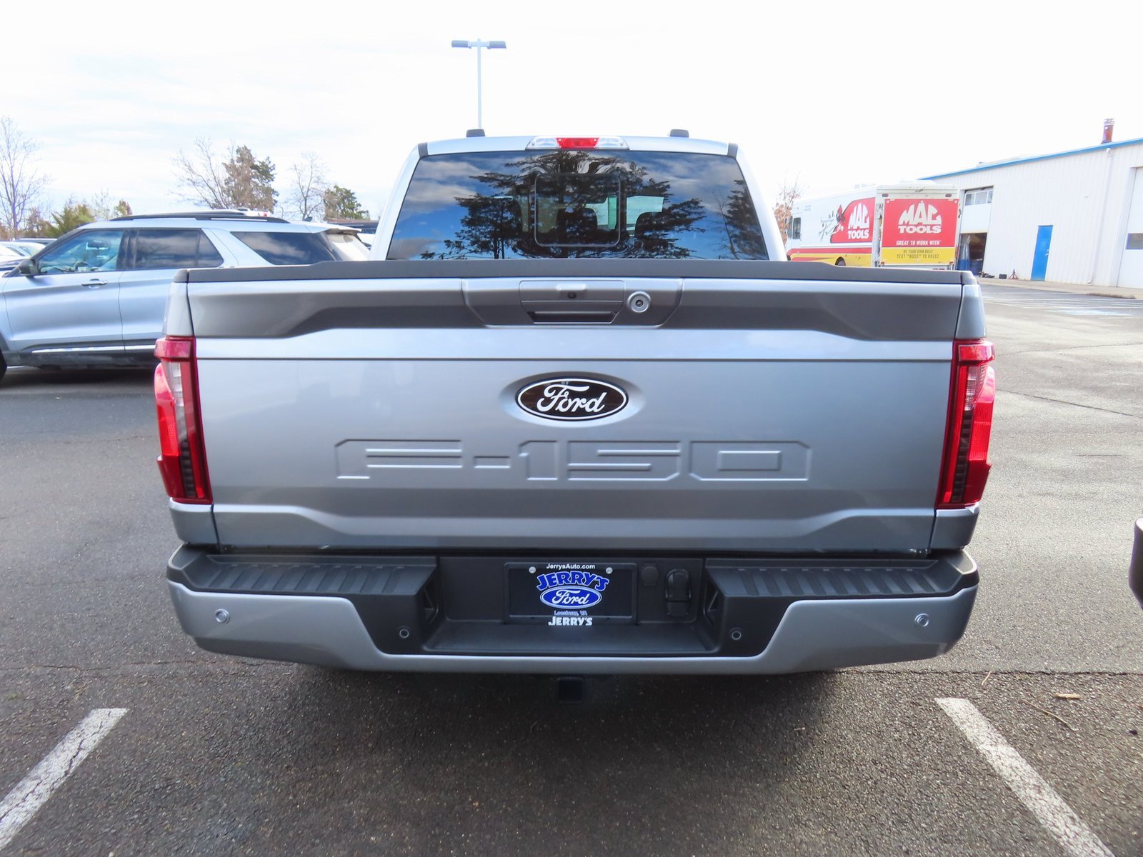 New 2025 Ford F150 XLT w/ Equipment Group 302A MID image 5