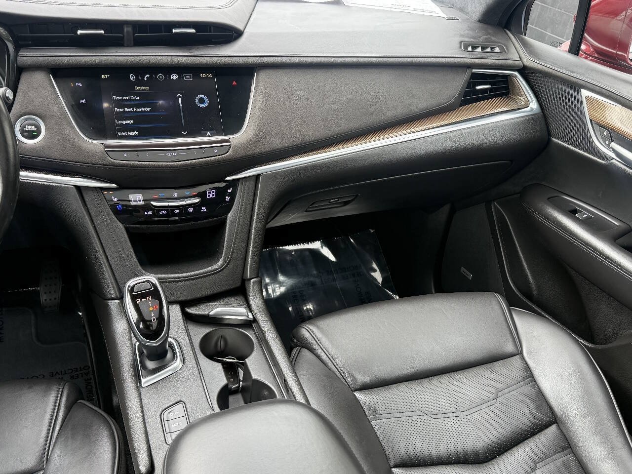 Used 2018 Cadillac XT5 Platinum w/ Driver Assist Package AWD/4WD image 8