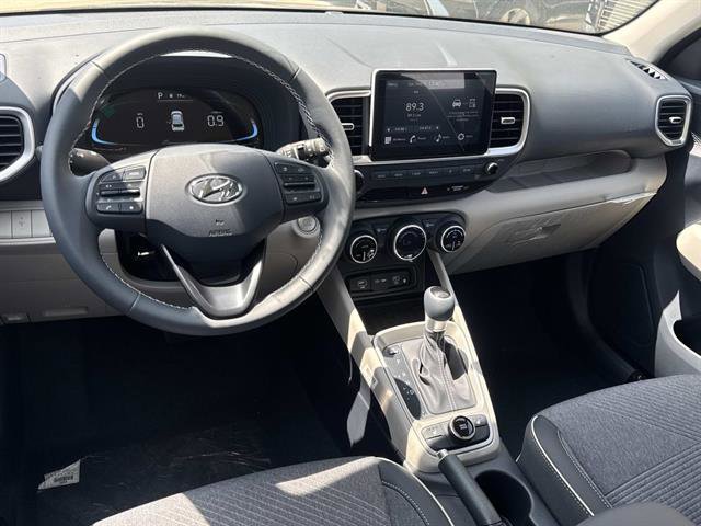 New 2026 Hyundai Venue SEL FWD image 6