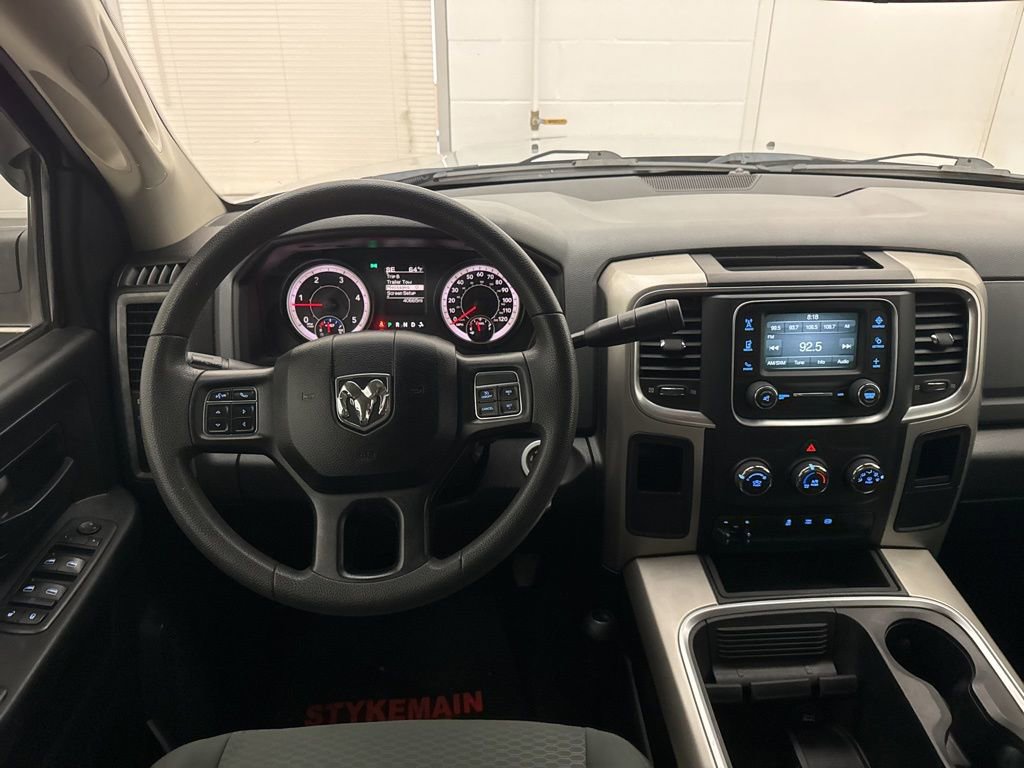 Used 2018 RAM 3500 Tradesman w/ Chrome Appearance Group AWD/4WD image 12