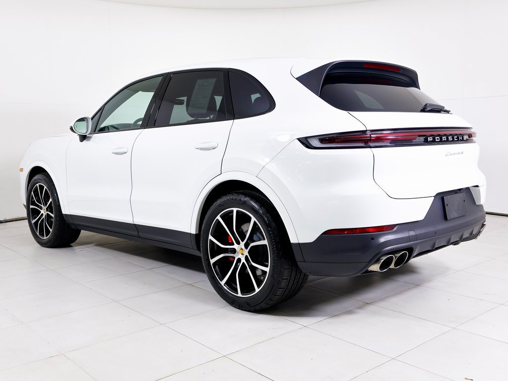 Certified 2024 Porsche Cayenne S AWD/4WD image 3