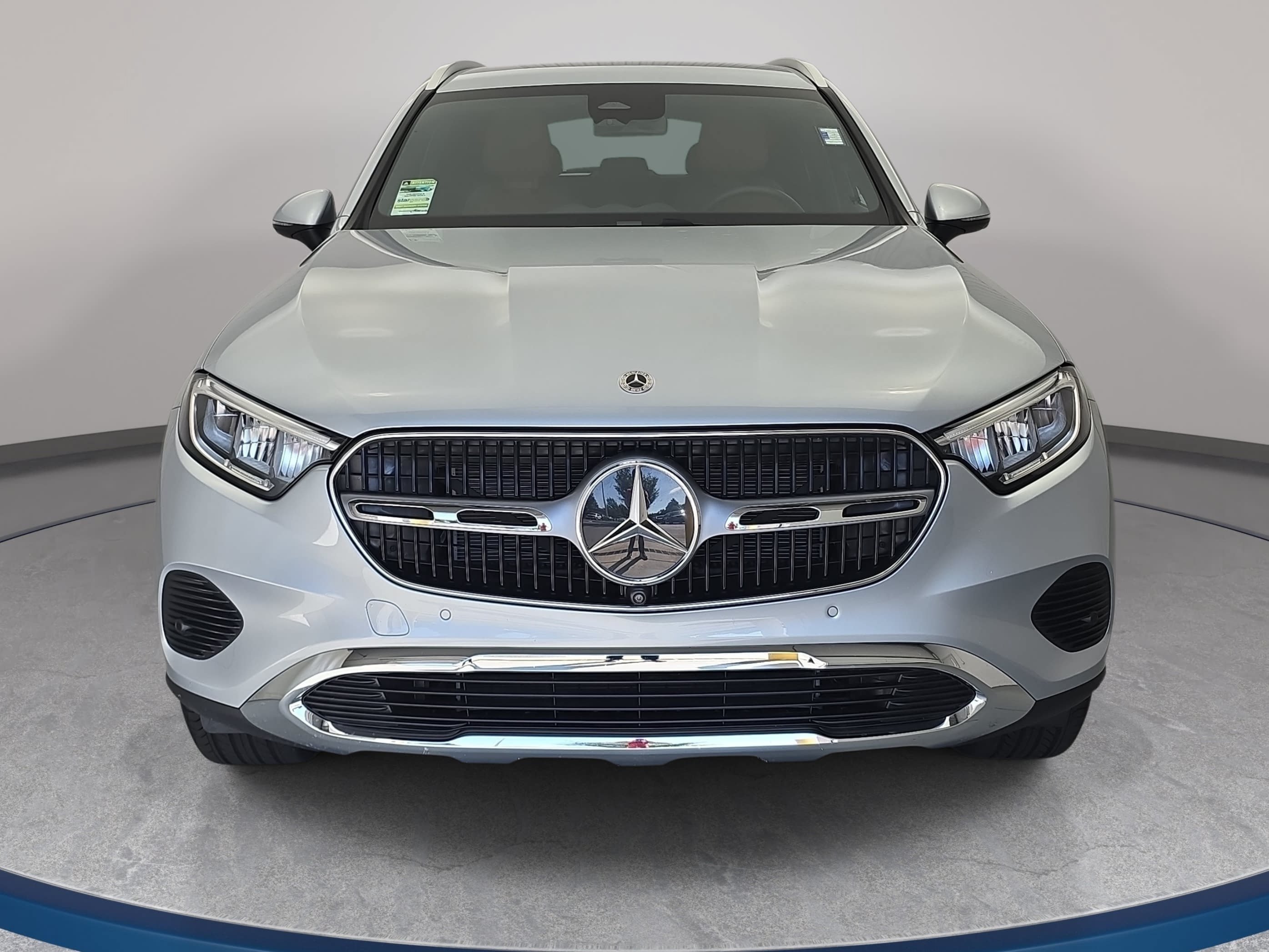 Certified 2026 Mercedes-Benz GLC 300 image 2