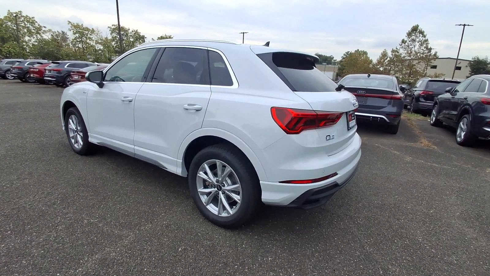 New 2025 Audi Q3 2.0T Premium image 6