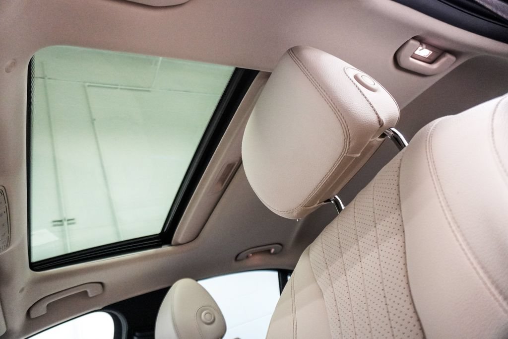 Used 2022 Mercedes-Benz E 350 4MATIC Sedan image 7