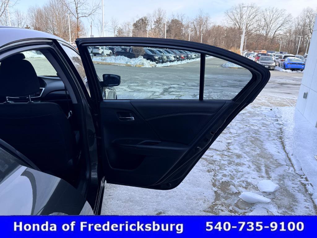 Used 2015 Honda Accord Sport image 20