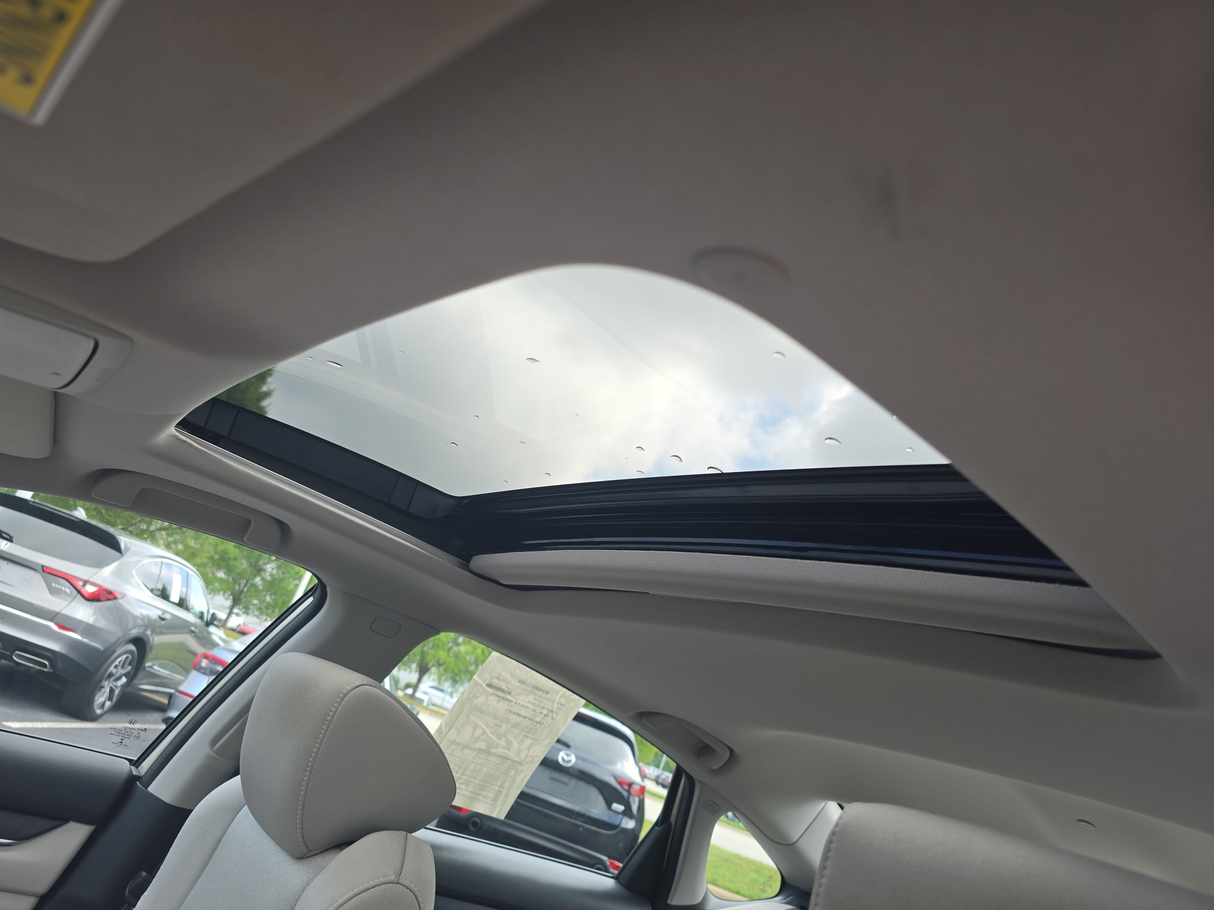 Used 2019 Honda Accord EX image 27
