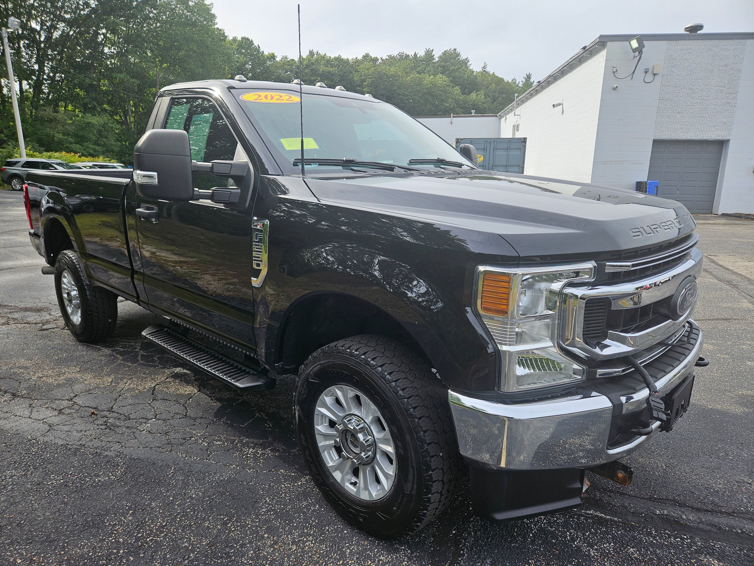 Used 2022 Ford F250 XL w/ STX Appearance Package AWD/4WD image 1