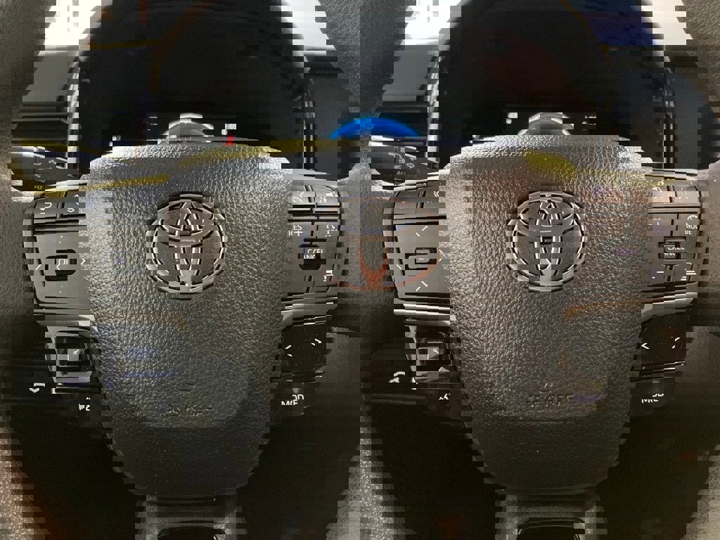 Certified 2025 Toyota Camry LE image 25