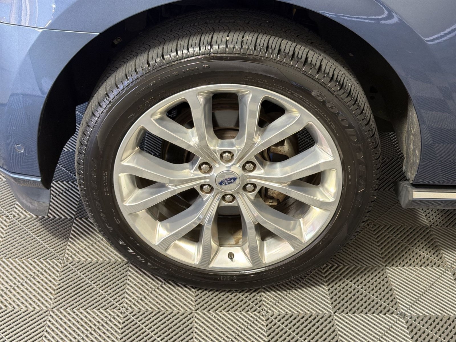 Used 2019 Ford Expedition Max Platinum AWD/4WD image 12