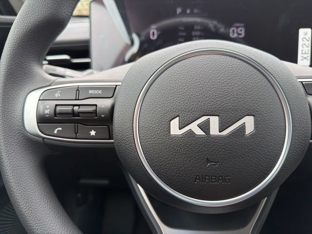 New 2026 Kia K5 LXS FWD image 22