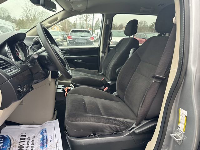 Certified 2019 Dodge Grand Caravan SE image 9