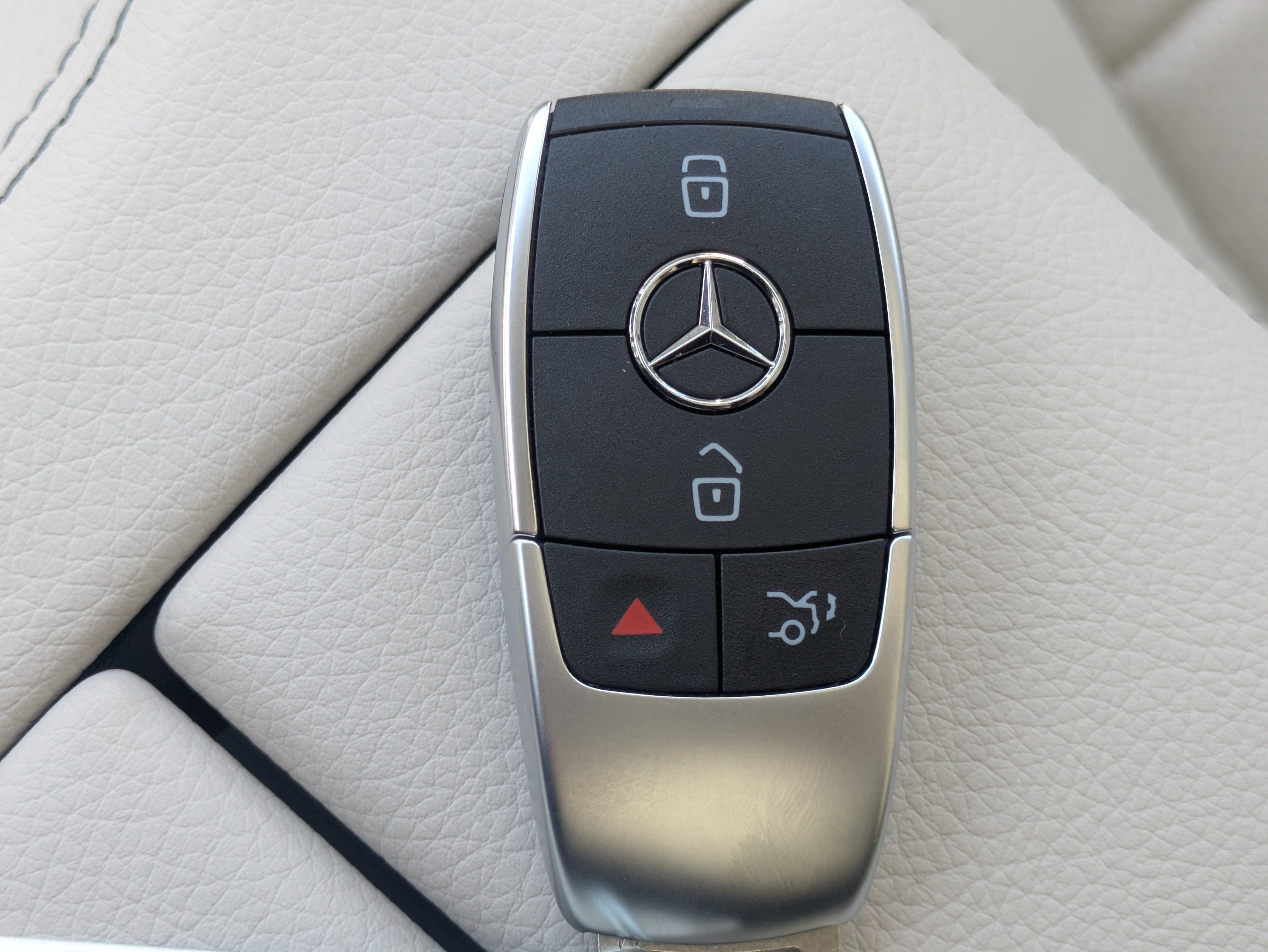 New 2026 Mercedes-Benz GLE 450 4MATIC image 28