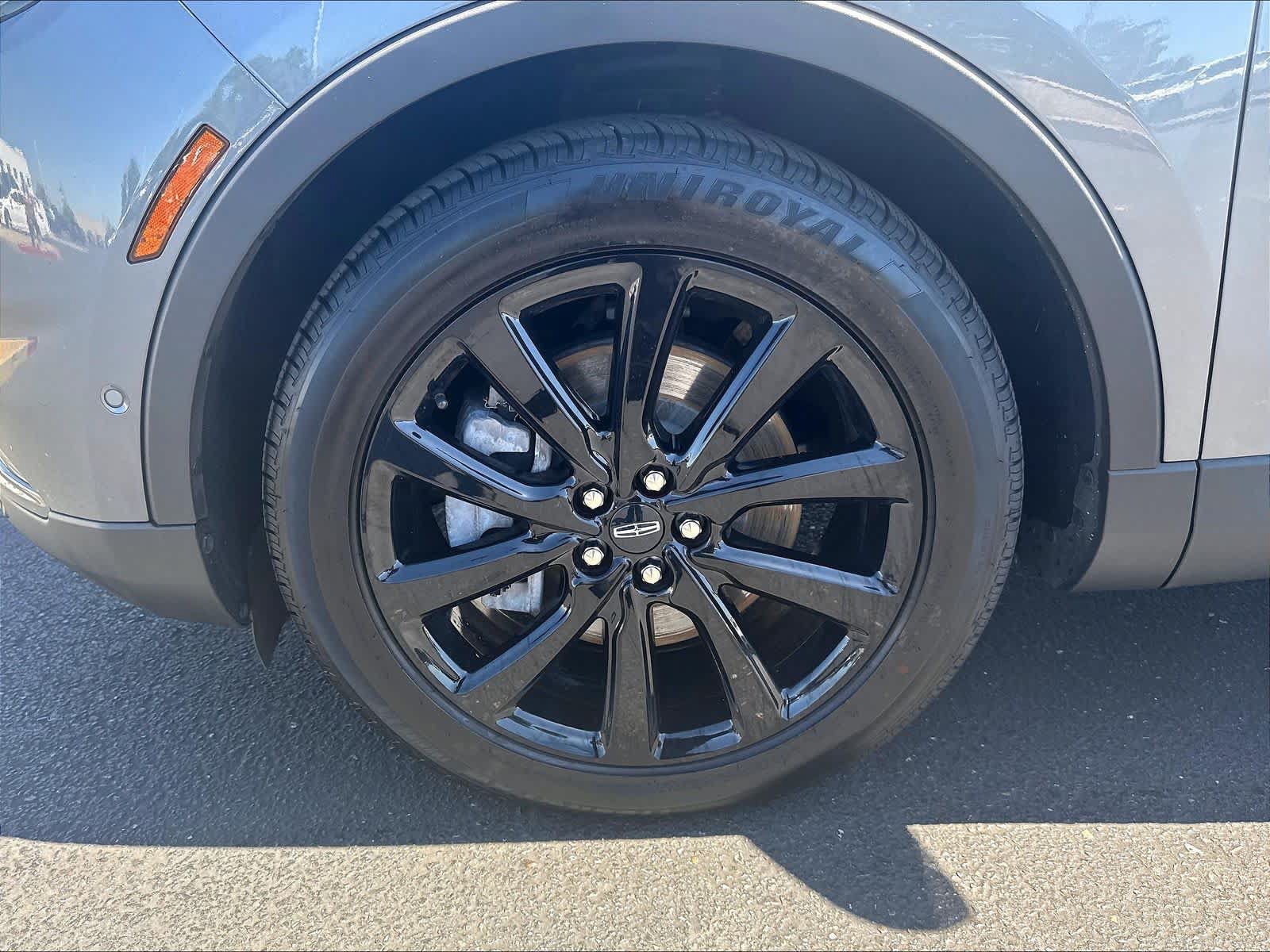 Used 2021 Lincoln Nautilus Reserve w/ Equipment Group 201A AWD/4WD image 35